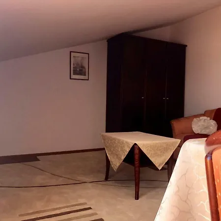 Apartment Adriana *