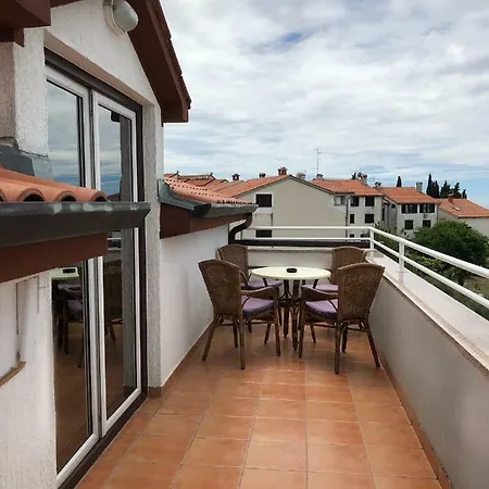 Apartment Adriana *